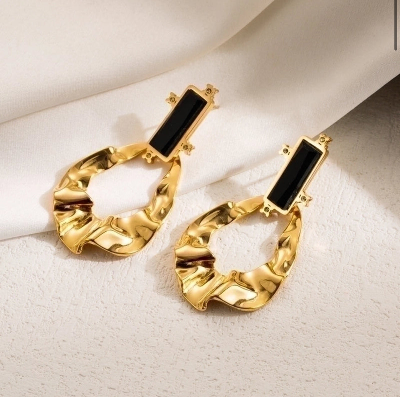 ‘Taylor’ Gold Earrings