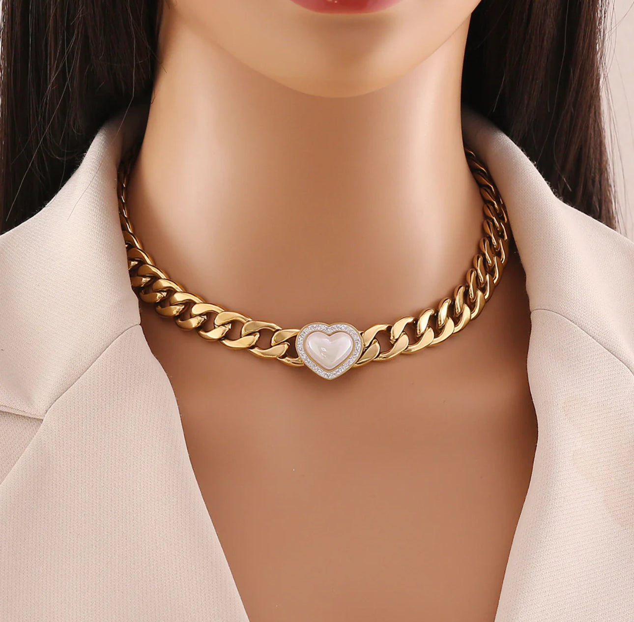 Eclipse Heart Thick Gold Chocker