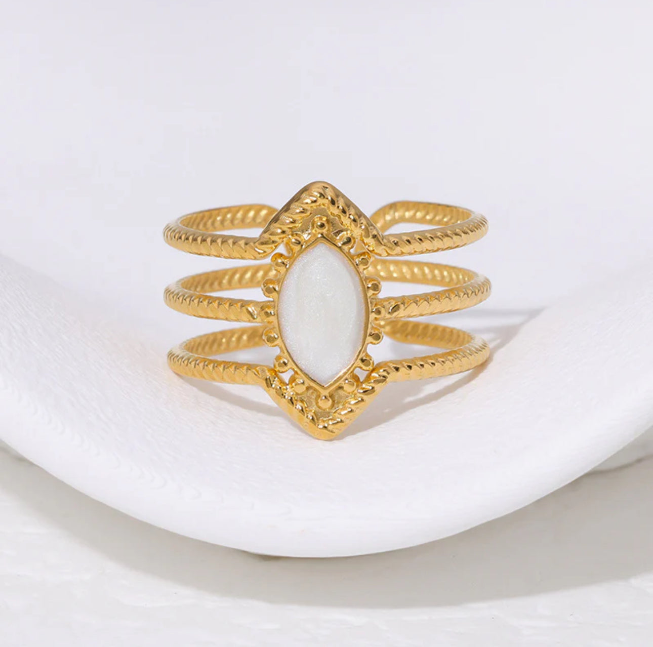 Olivia Adjustable Ring