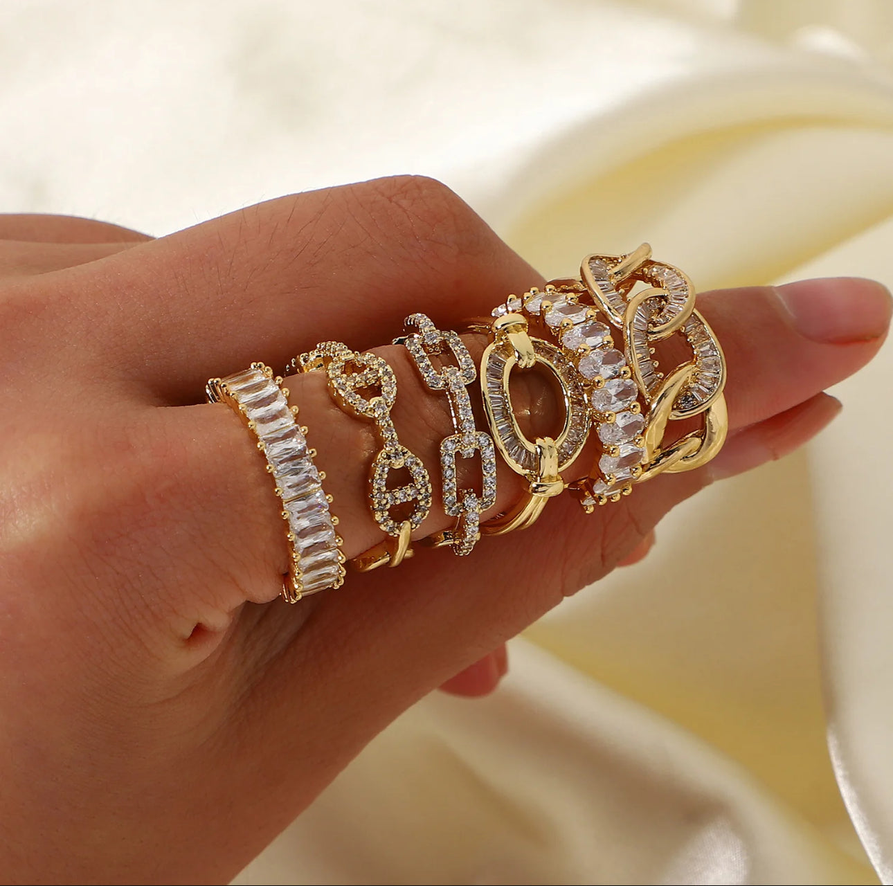 Belle Gold Ring